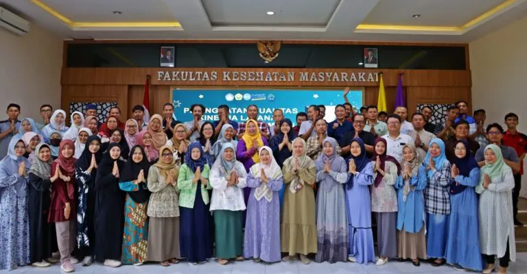 Selamat Hari Buruh: Refleksi di Balik Layar Kampus, Kerja Keras yang Seringkali Tak Tersorot