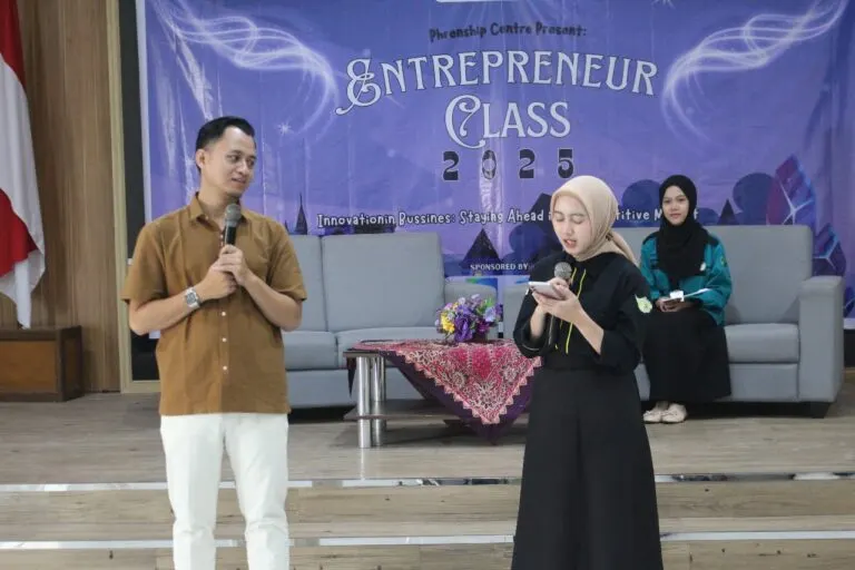 UKM Phrenship Centre Universitas Jember Sukses Gelar Entrepreneur Class 2025, Bekali Inovasi Bisnis di Era Digital