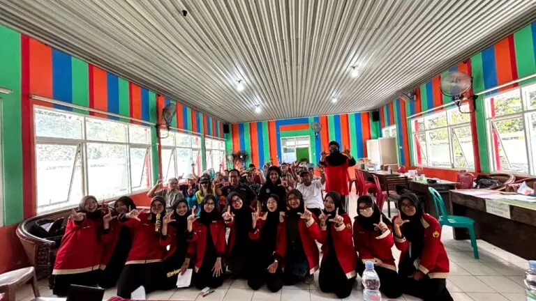 Mahasiswa FKM UNEJ Gelar Skrining PTM di Panti Werdha Jember: Wujud Peduli Kesehatan Lansia