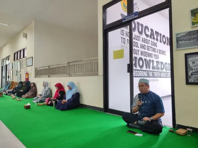 Sinergi Iman dan Profesionalisme, Siraman Rohani tentang Kerja Ikhlas dan Pelayanan Prima di FKM UNEJ