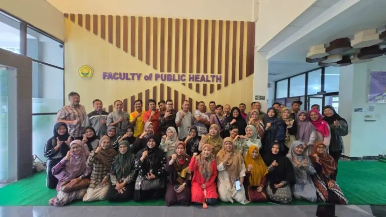 Hangatkan Ide, Eratkan Kolaborasi: Strategi FKM UNEJ Sambut 2026 Lewat ‘Seruput Awal Tahun’