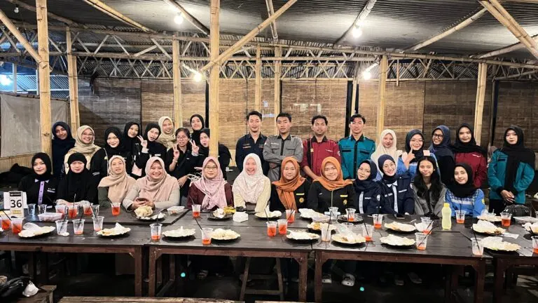 Pererat Silaturahmi, Ormawa FKM UNEJ Gelar Buka Puasa Bersama Wakil Dekan 3 dan Pembina