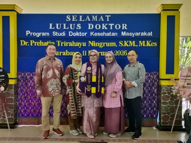 Selamat Atas Gelar Doktor Ilmu Kesehatan Masyarakat untuk Dr. Prihatin Trirahayu Ningrum, S.KM., M.Kes.
