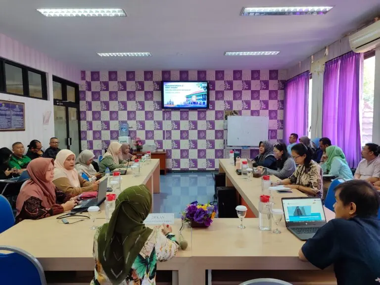 FKM UNEJ Perkuat Langkah Pembangunan Zona Integritas melalui Pendampingan Tim