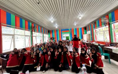 Mahasiswa FKM UNEJ Gelar Skrining PTM di Panti Werdha Jember: Wujud Peduli Kesehatan Lansia