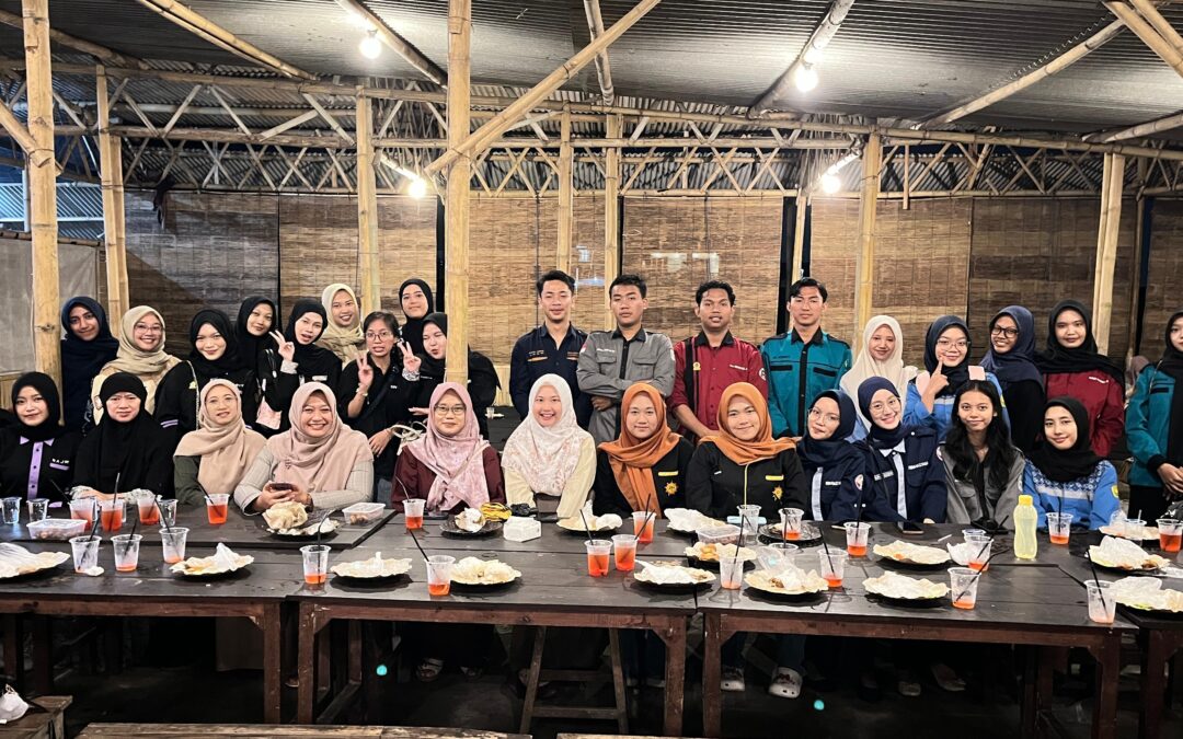 Pererat Silaturahmi, Ormawa FKM UNEJ Gelar Buka Puasa Bersama Wakil Dekan 3 dan Pembina